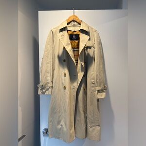 Burberry Light Beige Trench Coat with Removable Wool Plaid Lining